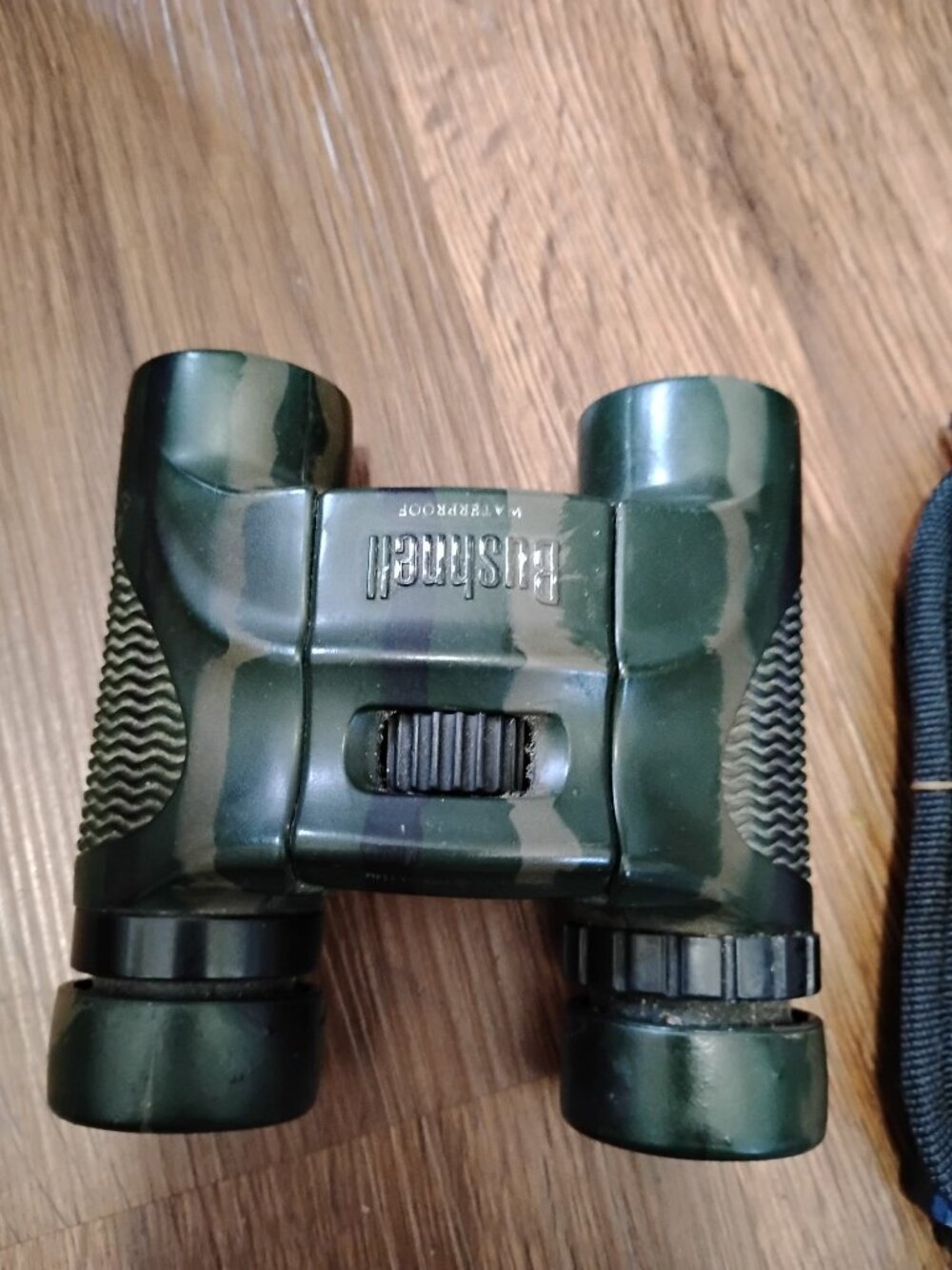 Bushnell Camouflage Binoculars H2O 10x25